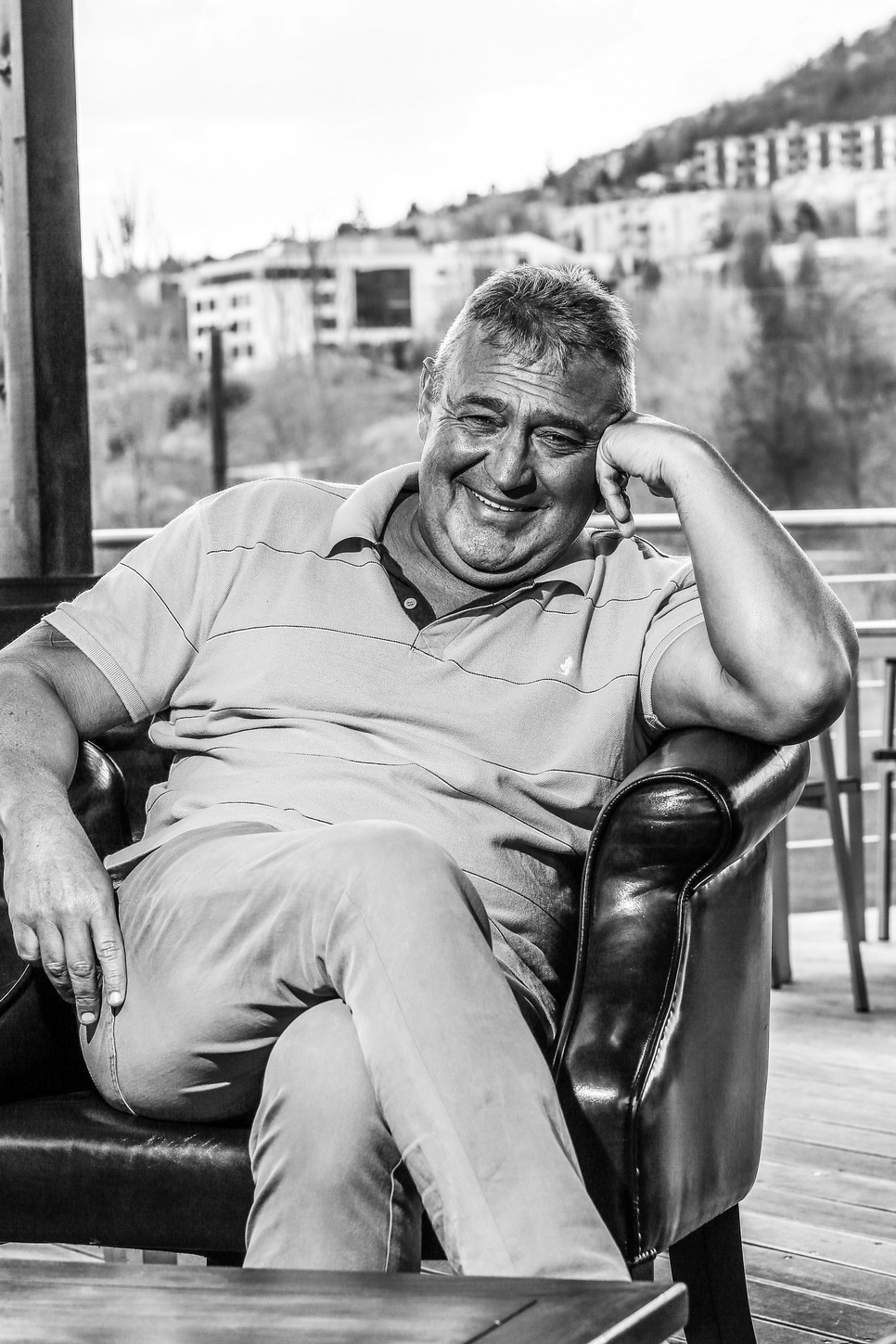 Gesztesi Károly ma ünnepelné 60. születésnapját