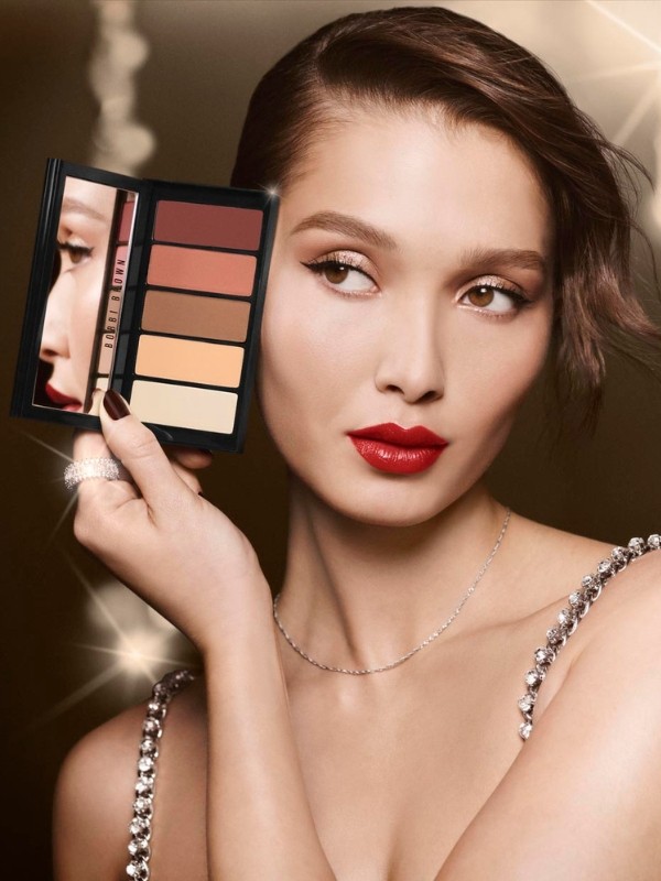 City Glamour paletta BOBBI BROWN 26 500 Ft 