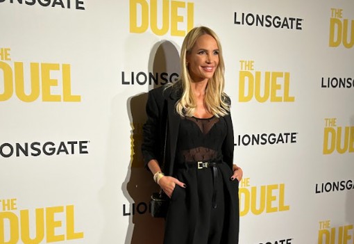 Exkluzív fotók! Palvin Barbara és férje, Dylan Sprouse Magyarországra érkeztek, csak úgy izzott köztük a levegő a vörös szőnyegen