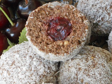 Meggyes kókuszgolyó - A legfinomabb és legegészségesebb kókuszgolyó