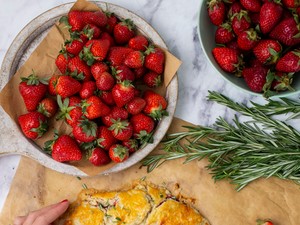 Marton Adri isteni epres-rozmaringos francia galette-jét így készítheted el