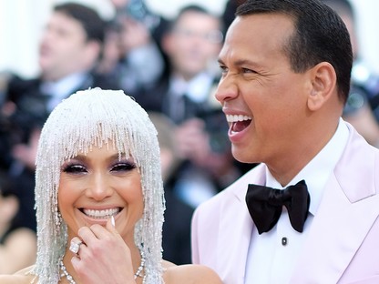 Jennifer Lopez Met gála ruhájánál nyilván nem volt szexibb