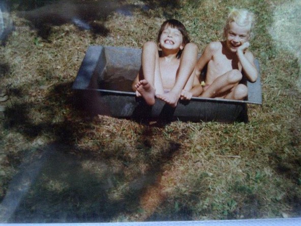 Megsúgjuk, a hirtelenszőke kislány már szerepelt a GLAMOUR címlapján.