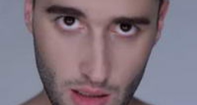 Viktor új klipjével a nemzetközi piacon is hódít?