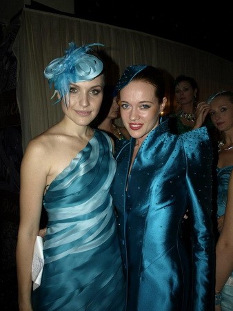 Modellek a backstage-ben 