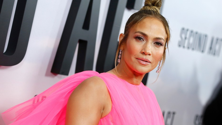 Jennifer Lopez 53 évesen is bombaformában van