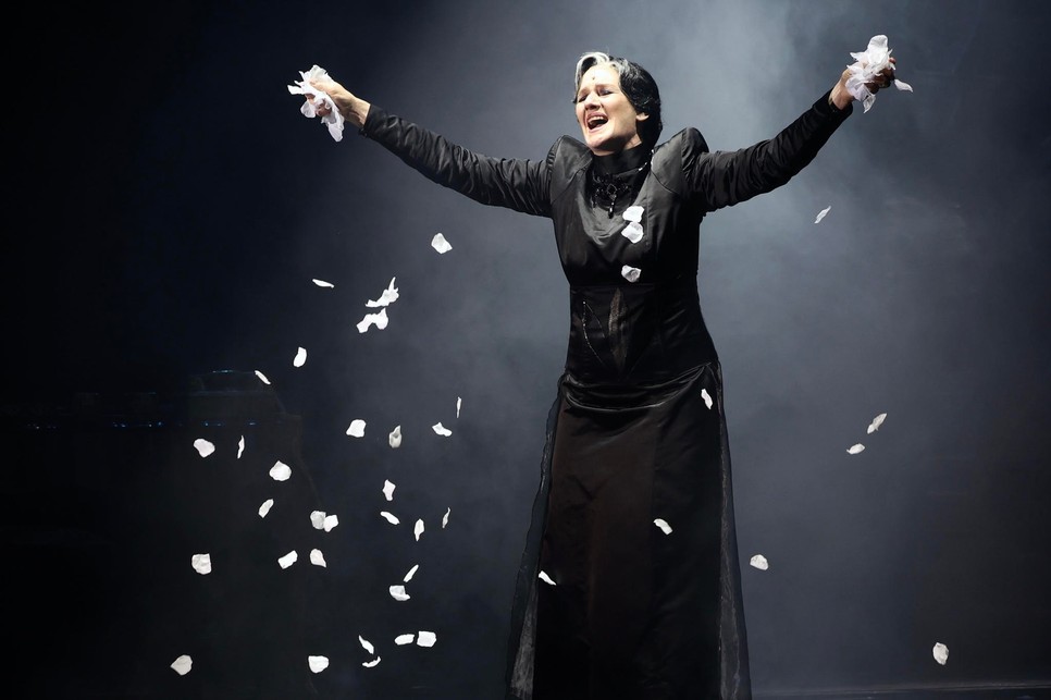 Rebecca musical Malek Andrea