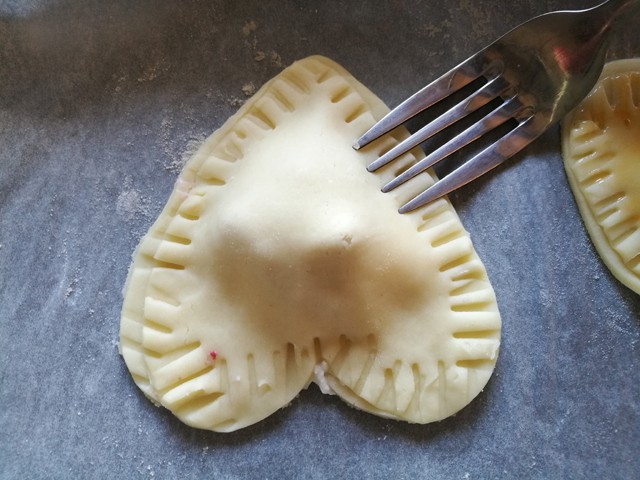 Ez a valentin-napi süti még a legantiromantikusabb szíveket is felolvasztja