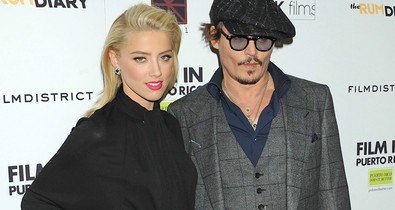 Johnny Depp totális szétesése: saját vérével írt a tükörre féltékenységében!