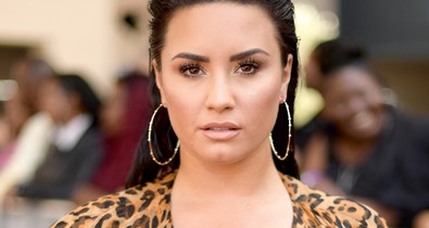 Demi Lovato és új szerelme az elvonón ismerkedtek meg, most pedig már hivatalosan is vállalják kapcsolatukat