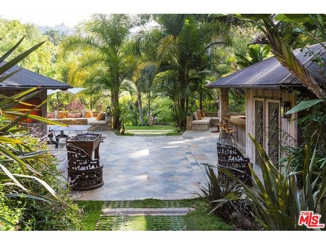 Jennifer Lopez új álomotthonától leesik az állad