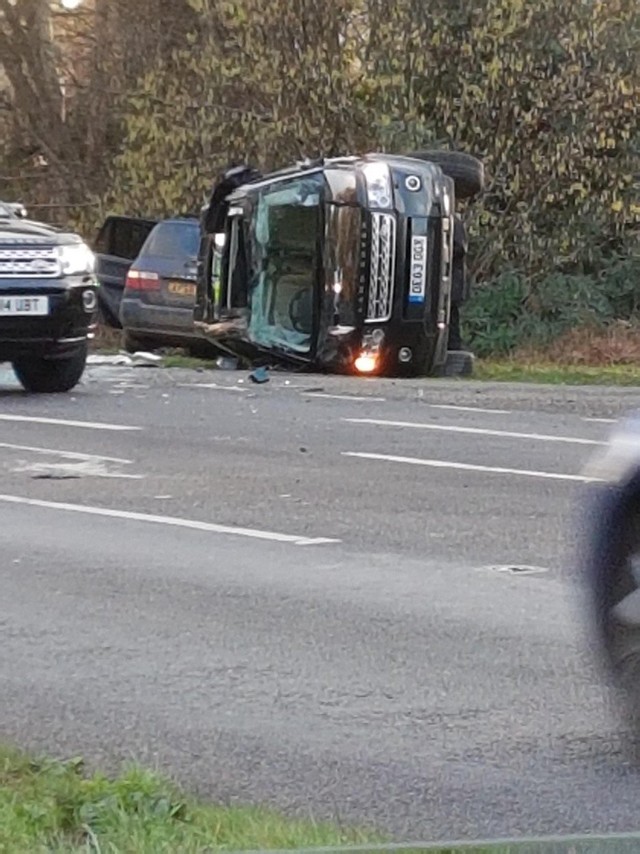 Megint sumákol a királyi család? Megpróbálják eltussolni Fülöp herceg balesetét
