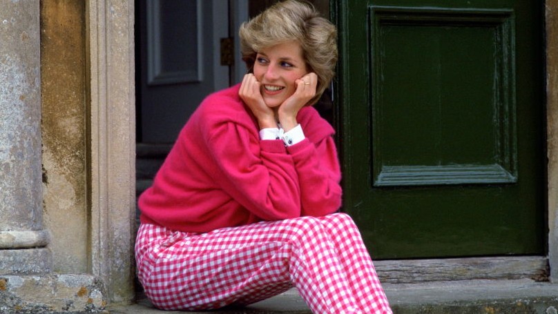 Diana hercegné ikonikus szettjeiből a mai napi ihletet meríthetünk
