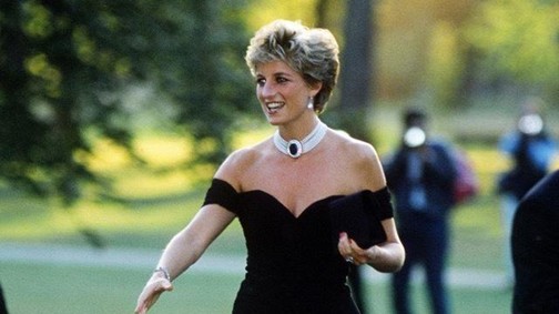 A legjobb bosszúruhák Diana hercegnőtől Jennifer Anistonig