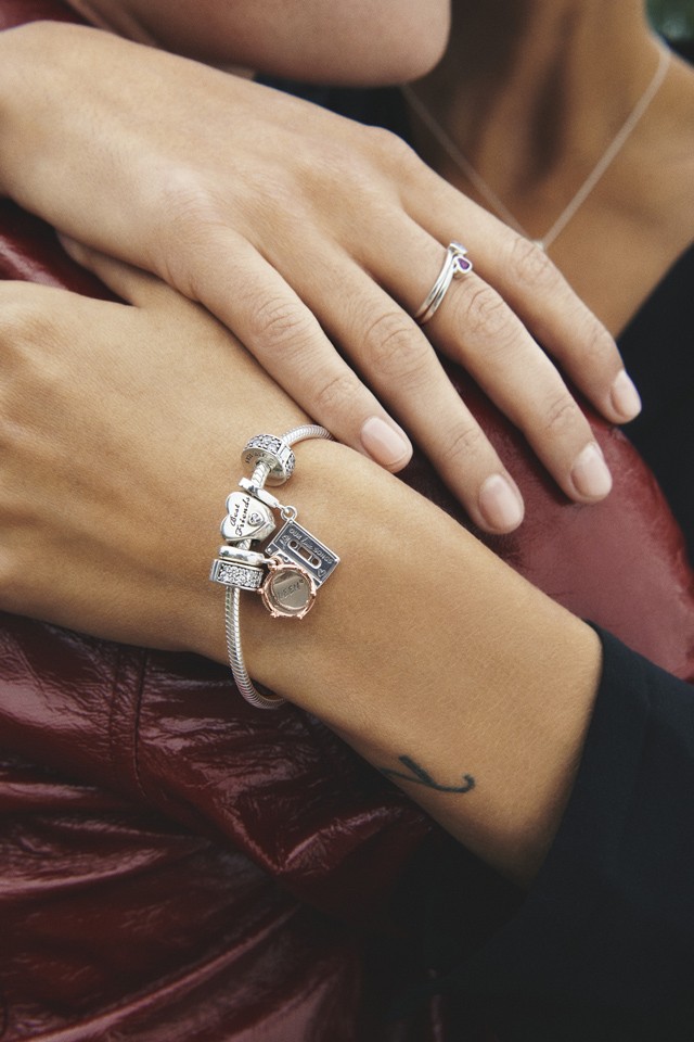 A szeretet sokszínűségét szimbolizálja a Pandora új kollekciója