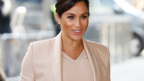 Elképesztő videó: Meghan Markle babája rugdos