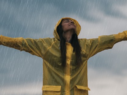 8 esőkabát, ahelyett, hogy bőrig áznál