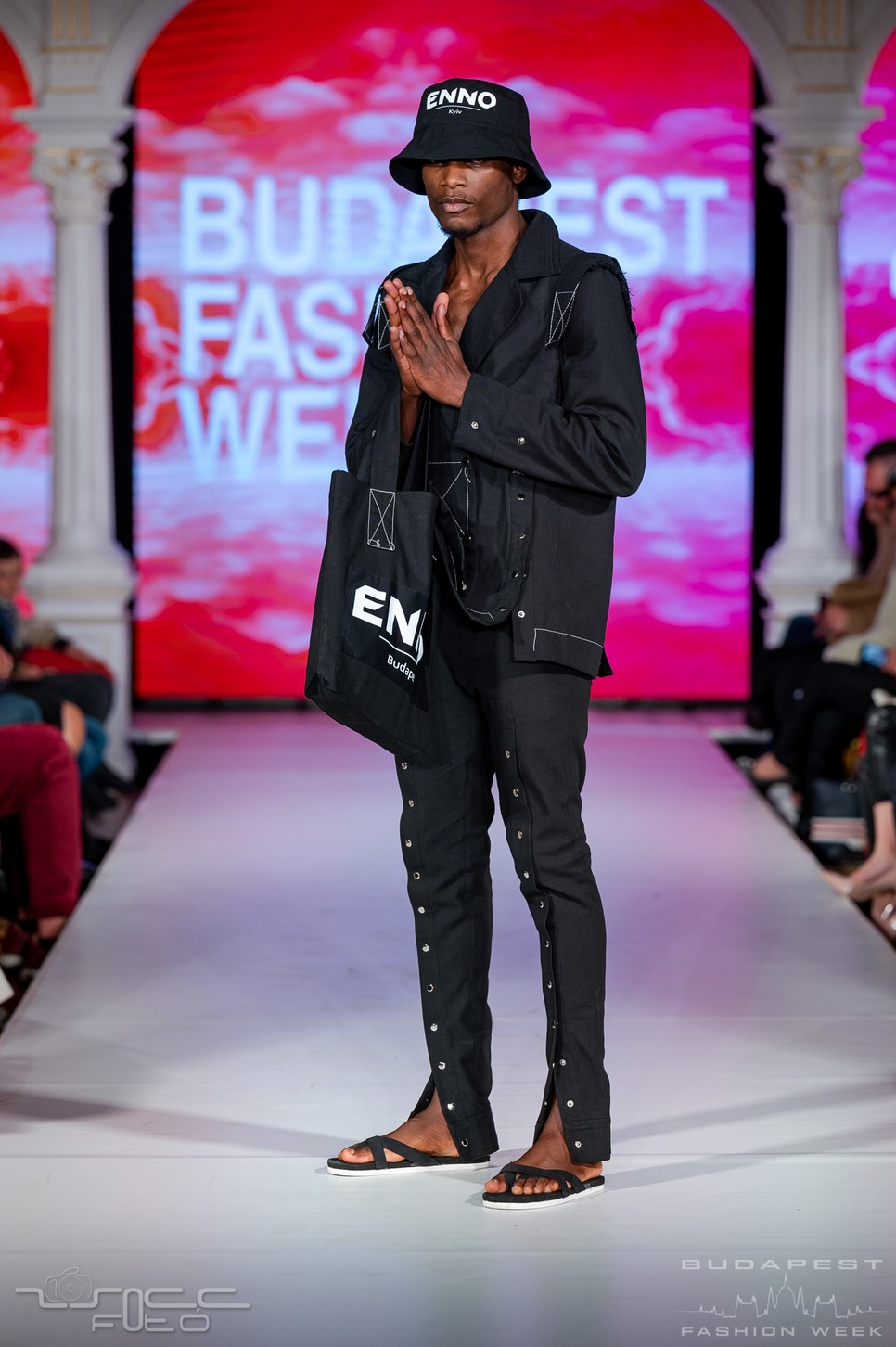 Az Ukrajnából érkező Enno bemutatója hatalmas sikert aratott a Budapest Fashion Weeken