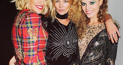 Interaktív: Rosie Huntington-Whiteley szuper szexi kampánya, Rita Ora és Karl Lagerfeld titkos projektje, Palvin Barbi kedvenc színésznője