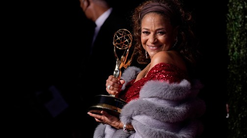 Exkluzív! Belenéztünk az Emmy-vendégek ajándéktáskájába!