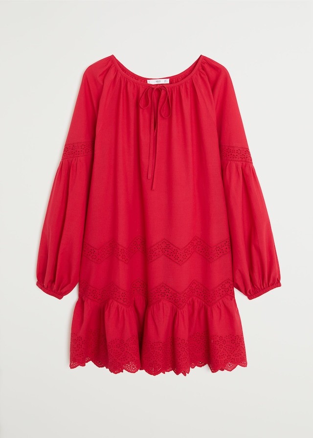 Ruha csipkés fodorral MANGO 12995 Ft
