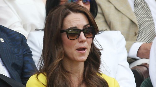 Nagyon menő! Kate Middleton a nyár legtrendibb színében!