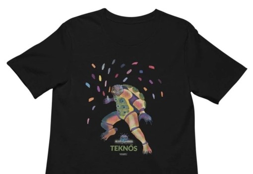 Sosem gondoltuk volna, hogy pont ezt a színészt rejti az Álarcos Énekes Sushi jelmeze