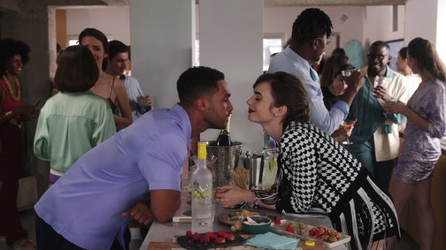 Egyfolytában álmos vagy, ha a pároddal vagy? Tudományos magyarázat is van rá!