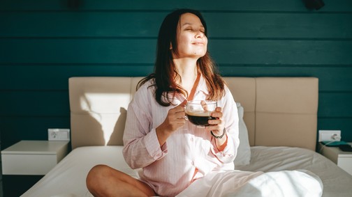 Ha ezt a 7 dolgot megteszed elalvás előtt, tökéletesen indul majd a reggeled