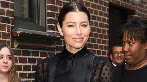 Jessica Biel még sose vett fel ilyen rövid szoknyát