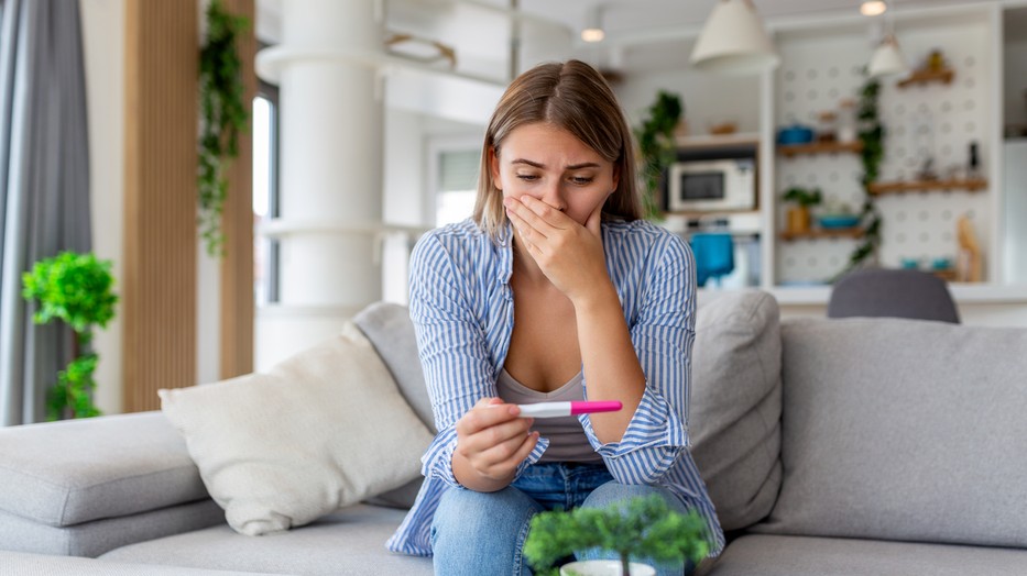 A petefékszek kimerülés meglehetősen sok nőt érint és ez nagyon sok szomorúságot okoz a gyerekre vágyó családoknál