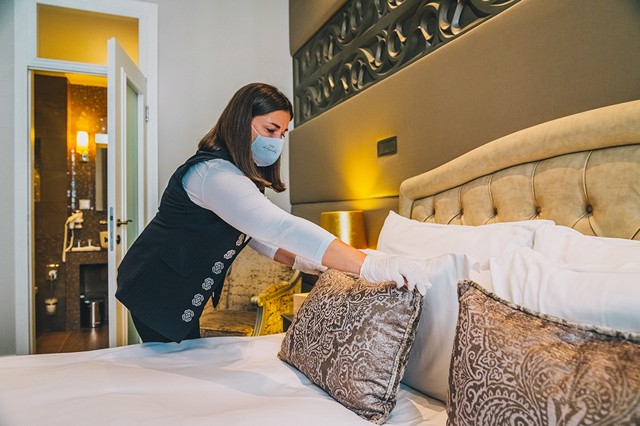 Négycsillagos városi palota a Dunától egy karnyújtásnyira: újranyitott a Prestige Hotel Budapest