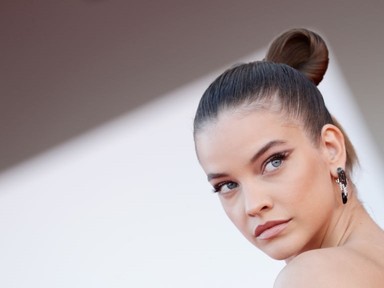 Palvin Barbara nadrágjától egyszerre jössz zavarba és olvadsz el