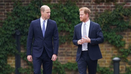 Holtan találták Harry herceg és Vilmos herceg unokatesvérét a saját otthonában, jelenleg is zajlik a nyomozás