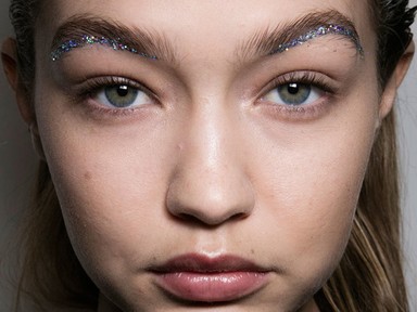 Hallottad már? Itt a szemöldök alatti szemöldök!