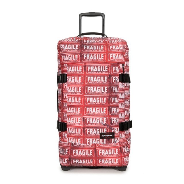 Szeiler Kíra - Online-szerkesztő: Utazáshoz a legpraktikusabb kiegészítő EASTPAK -20% kedvezmény