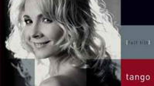 Horgas Eszter Amerikába készül