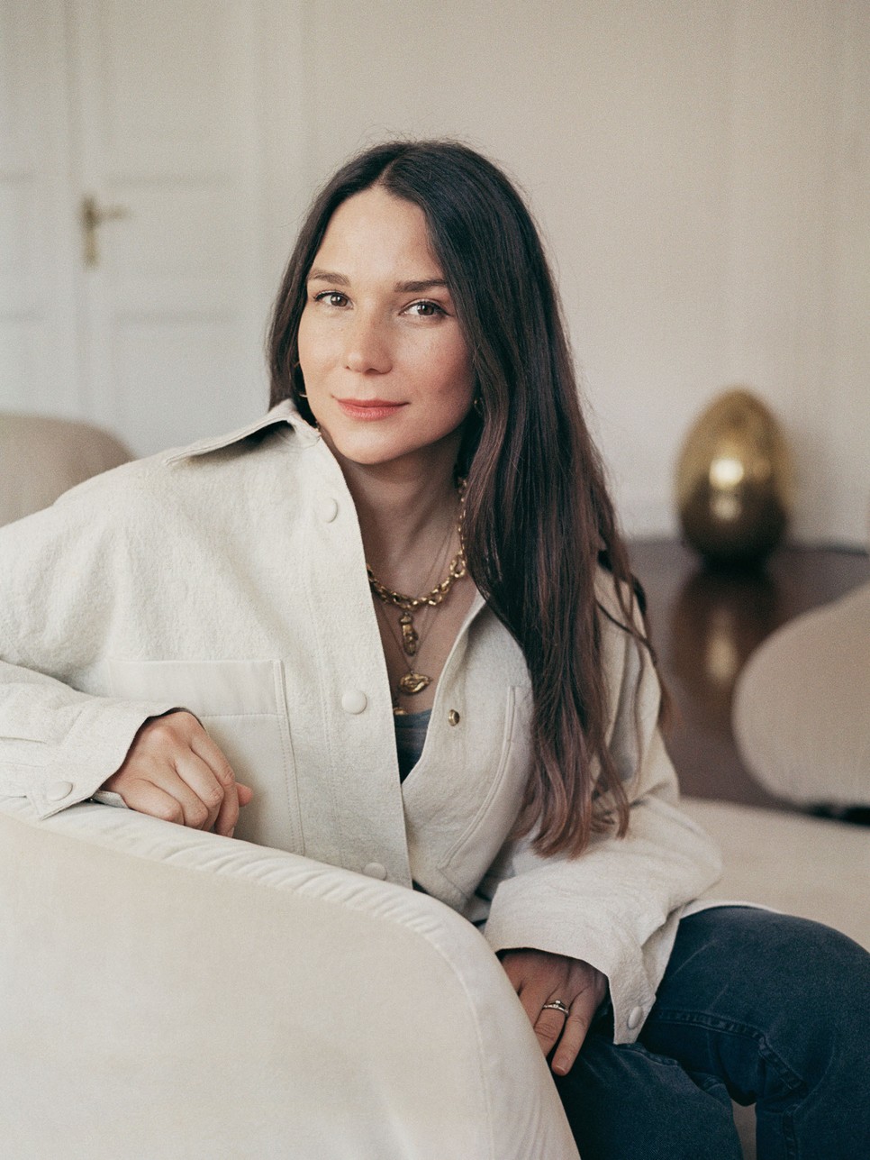 Sándos Szndra a nanushka alapítója és vezető tervezője