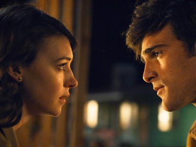 Vágtázó lovakról: Jacob Elordi és Daisy Edgar-Jones egy queer szerelmi sokszögben