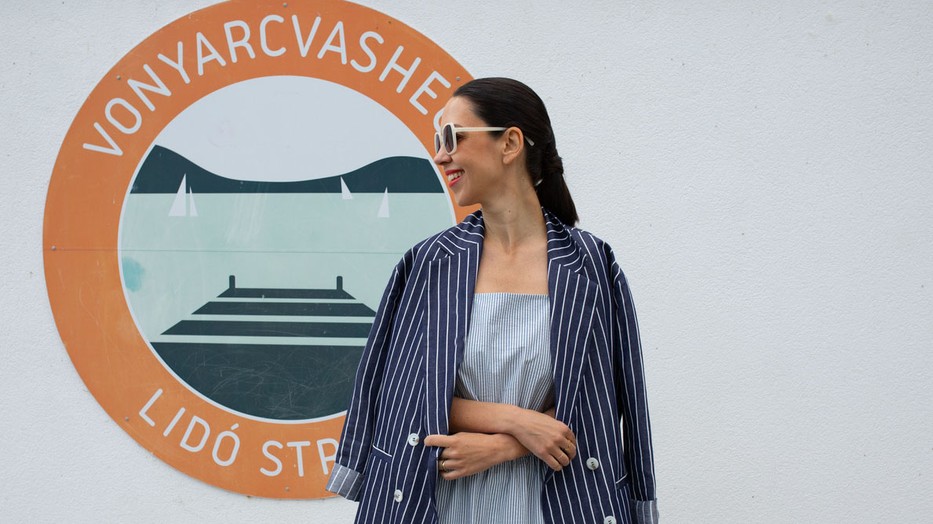 Plié ruha a Ruhastory kollekciójában Fotó: Korn Beatrix