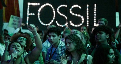 Lehet kritizálni a magánrepülővel a Cop28 klímakonferenciára érkezőket, csak nem használ nekünk