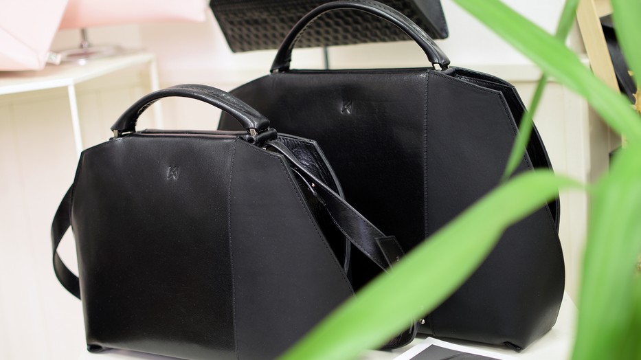  Műtárgyat idéző vonalvezetés és finom részletek - AGNESKOVACS