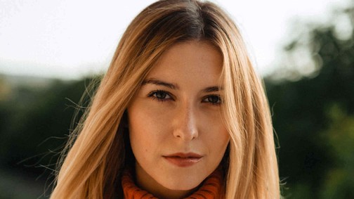 A harmónia és szerelem inspirálta Puskás-Dallos Bogi új dalát