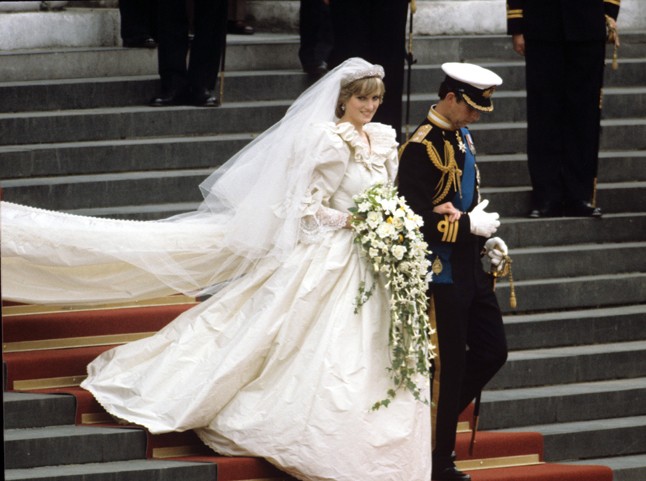 Diana hercegnő merész ruhája azonnal történelmet írt