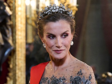 Letícia királyné élete egyik legszebb ruhájában tündökölt férje, Fülöp király mellett