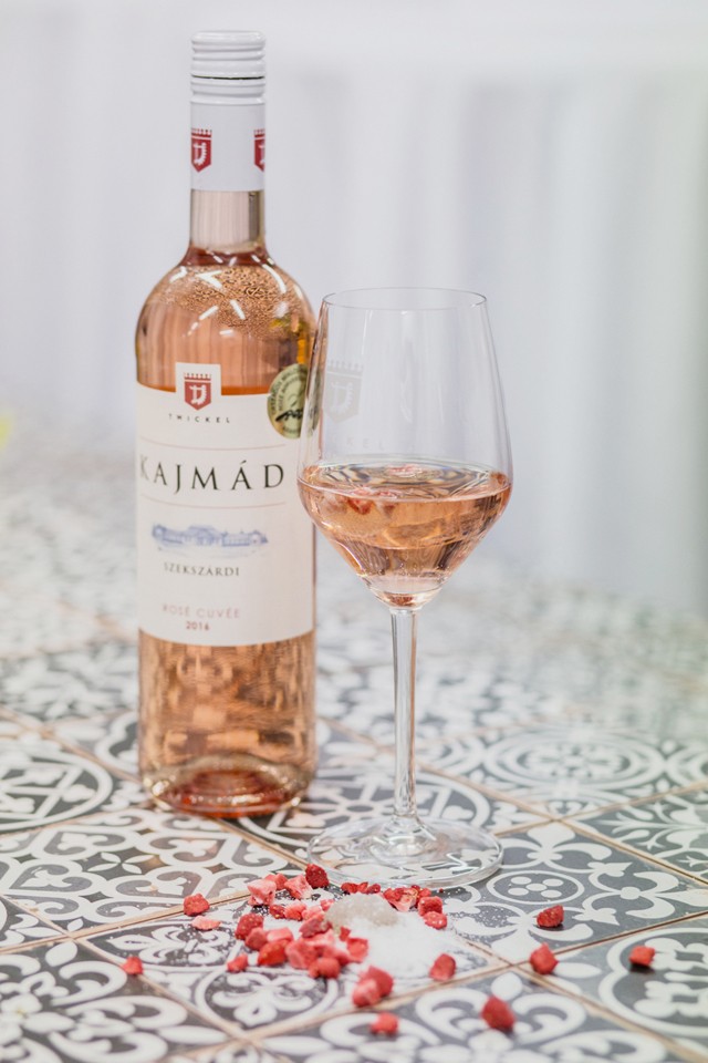 Tökéletes páros: isteni borok és mennyei francia finomságok