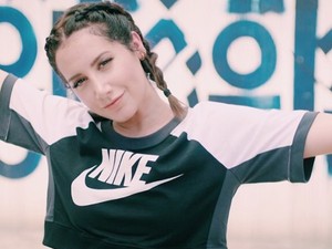 Oké, ezen a héten Ashley Tisdale posztolja a legdögösebb fotókat az Instagramon