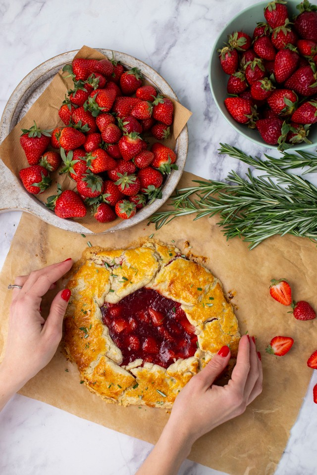 Főzz együtt Marton Adrival élőben, a Glamour Instagram oldalán!