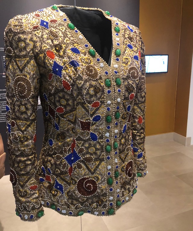 Luxus, divat, vasfüggöny: Rotschild Klára kiállítás nyílt