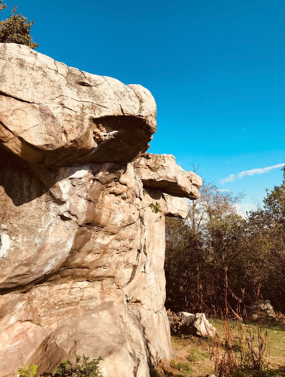 A 19. századik malomkőként hasznosították, ma már geológiai kincsként őrzik a vidék kő-óriásait